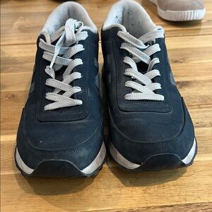 Men's Black Sneakers